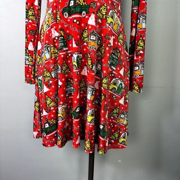 Born Famous Red Truck Camper Print High Neck Christmas Holiday Dress Women's M - Picture 11 of 12